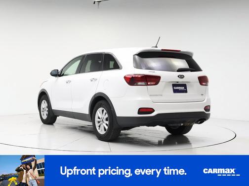White 2020 Kia Sorento LX