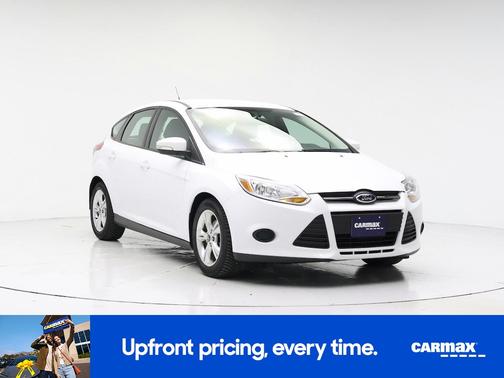 White 2014 Ford Focus SE