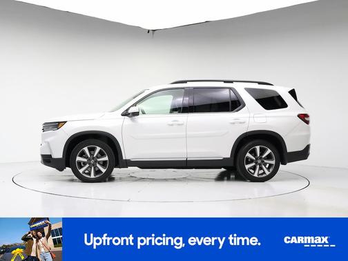 White 2024 Honda Pilot Elite
