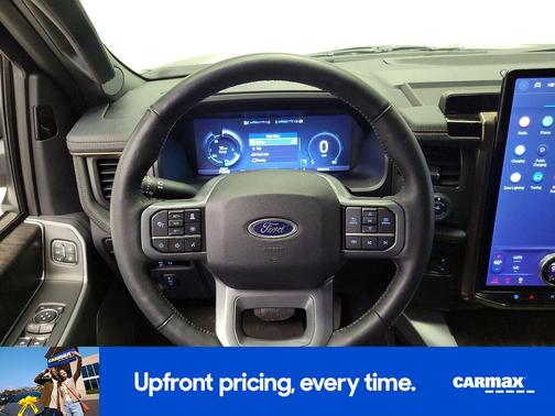 2023 Ford F-150 Lightning Lariat