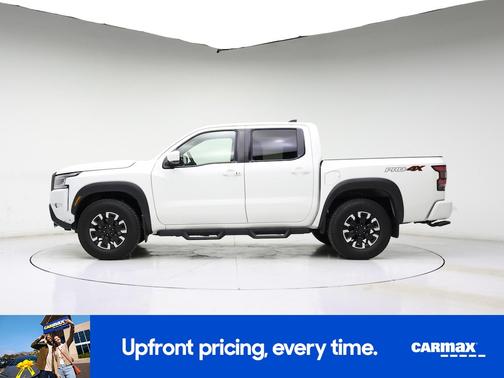 White 2024 Nissan Frontier PRO-4X