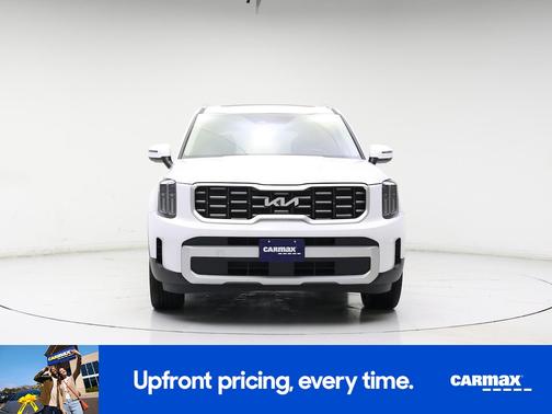 White 2025 Kia Telluride S