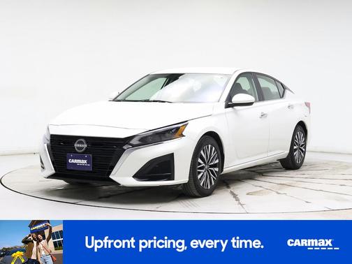 2023 Nissan Altima SV