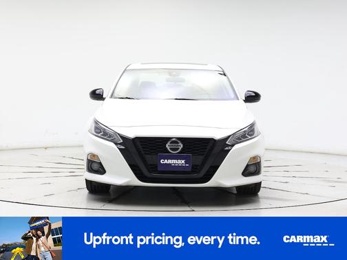 2022 Nissan Altima SR