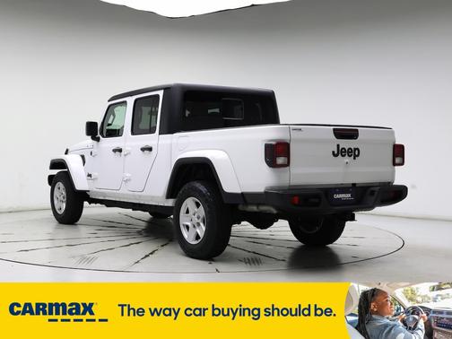 2022 Jeep Gladiator Sport S
