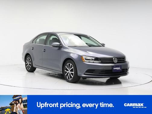 Gray 2017 Volkswagen Jetta SE