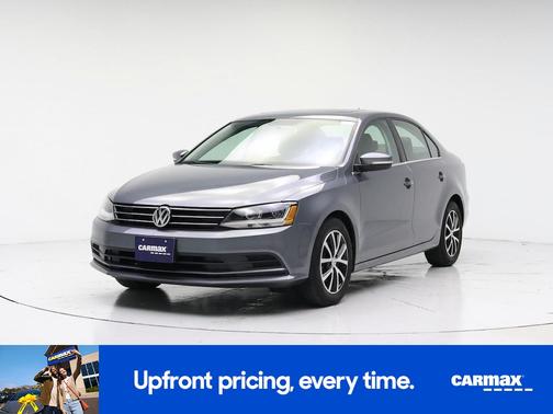 Gray 2017 Volkswagen Jetta SE