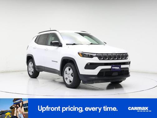 White 2022 Jeep Compass Latitude