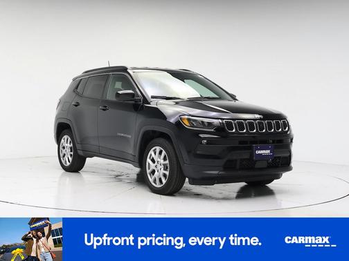 Black 2024 Jeep Compass Latitude Lux