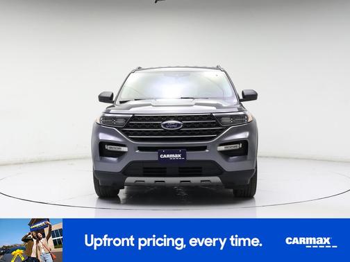 Gray 2022 Ford Explorer XLT