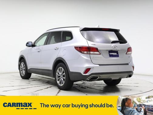 2017 Hyundai SANTA FE SE