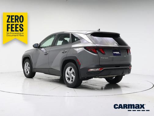 Gray 2024 Hyundai TUCSON SE