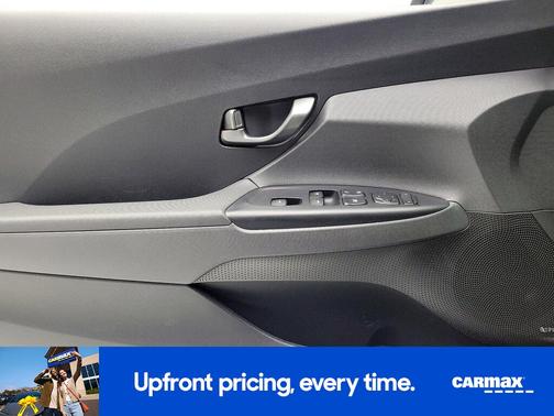 2020 Hyundai Veloster R-Spec