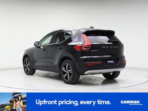 2023 Volvo XC40 B5 Plus Bright Theme