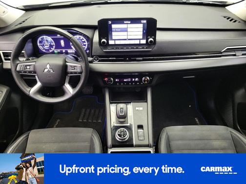 2023 Mitsubishi Outlander PHEV SE