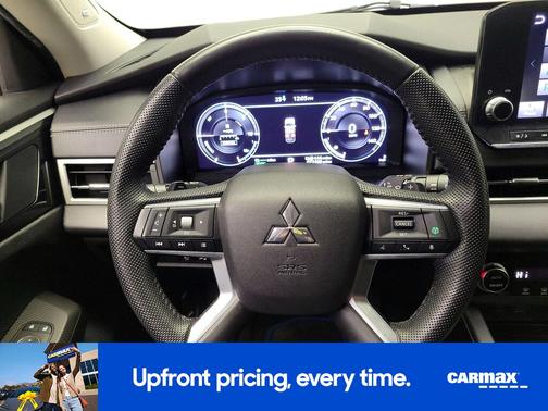 2023 Mitsubishi Outlander PHEV SE