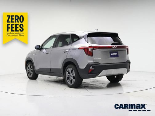 Gray 2026 Kia Seltos LX