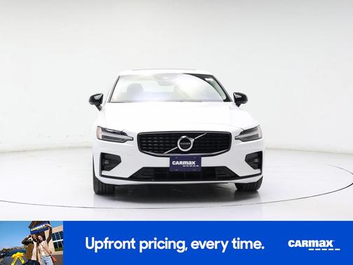2022 Volvo S60 B5 Inscription
