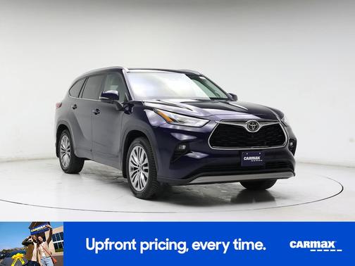 Blue 2022 Toyota Highlander Platinum