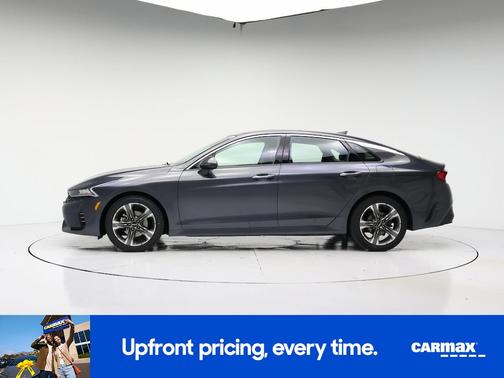 Gray 2022 Kia K5 EX