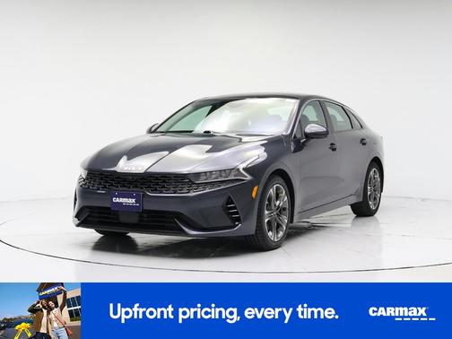 Gray 2022 Kia K5 EX