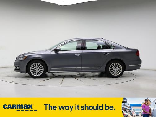 2016 Volkswagen Passat SE
