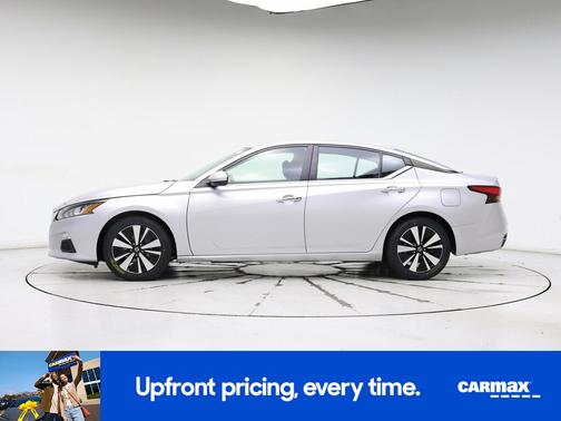 2022 Nissan Altima SV
