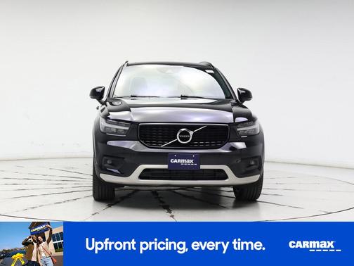 2021 Volvo XC40 T5 R-Design