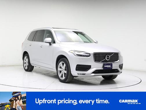 2021 Volvo XC90 T6 Momentum