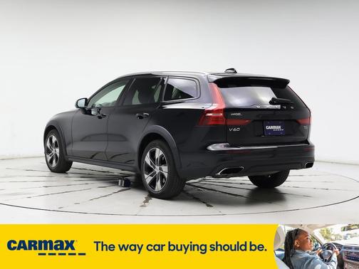 2020 Volvo V60 Cross Country T5