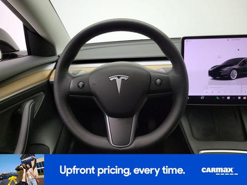 Black 2022 Tesla Model 3