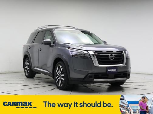 2024 Nissan Pathfinder Platinum