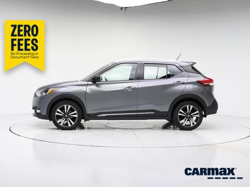 Gray 2019 Nissan Kicks SR