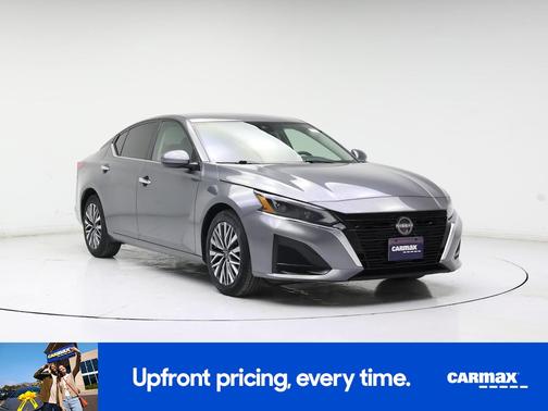 2023 Nissan Altima SV