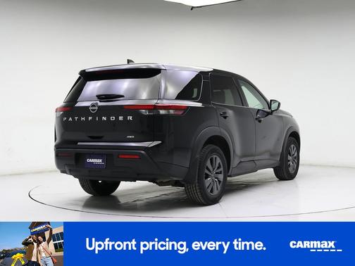 2023 Nissan Pathfinder S