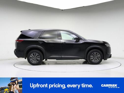 2023 Nissan Pathfinder S