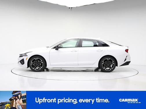 White 2022 Kia K5 GT-Line