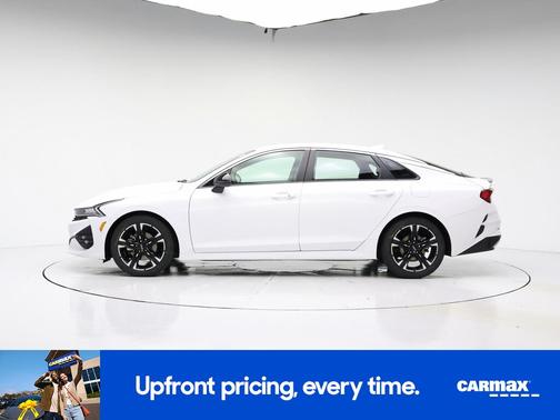 White 2022 Kia K5 GT-Line