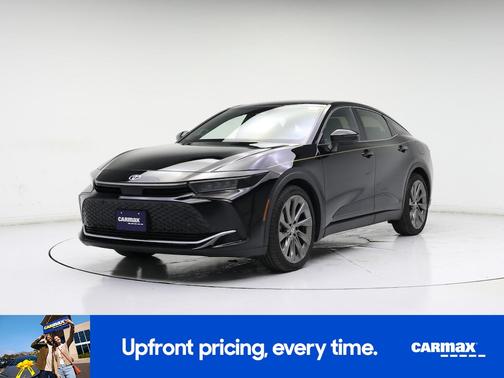 Black 2023 Toyota Crown Limited