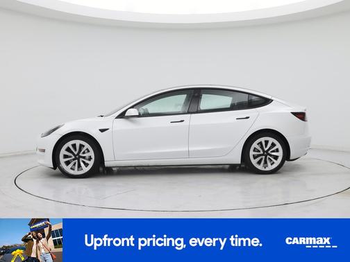 White 2022 Tesla Model 3