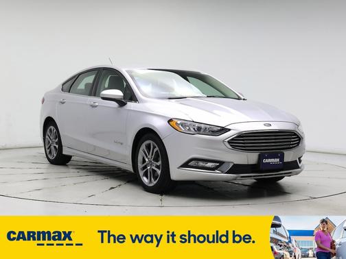 2017 Ford Fusion Hybrid SE