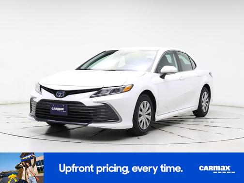 2022 Toyota Camry Hybrid LE