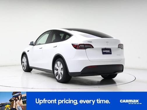 White 2023 Tesla Model Y