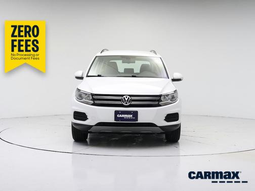White 2017 Volkswagen Tiguan S