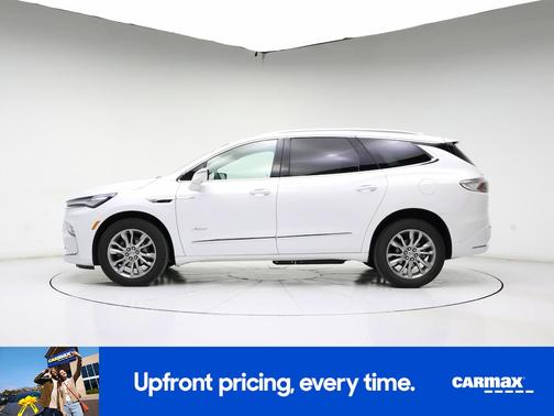 Pearl 2023 Buick Enclave Avenir