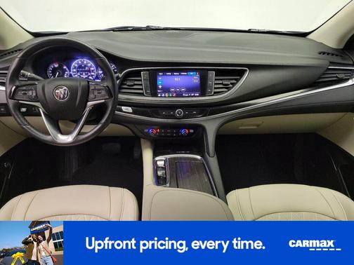 Pearl 2023 Buick Enclave Avenir