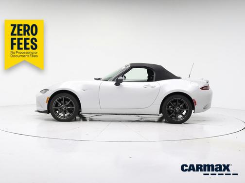 White 2017 Mazda MX-5 Miata Club