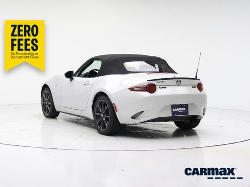 White 2017 Mazda MX-5 Miata Club
