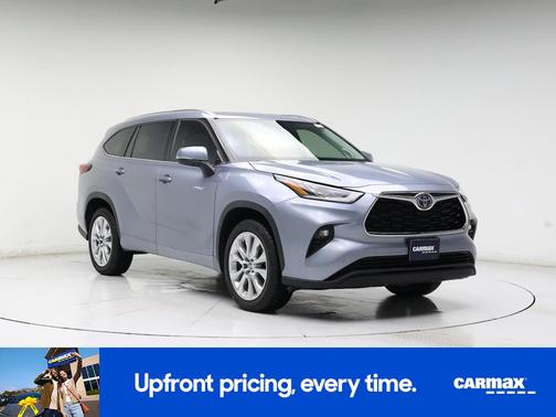 Silver 2021 Toyota Highlander Hybrid Limited