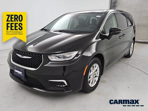 Black 2023 Chrysler Pacifica Touring L